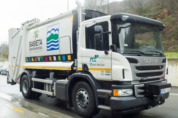 FCC Medio Ambiente renueva el contrato de recogida de residuos de la Mancomunidad de Sasieta
